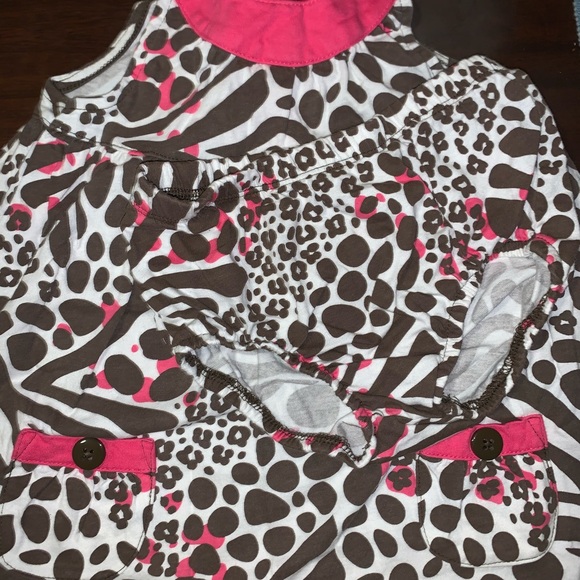 Two piece outfit - Picture 1 of 6